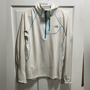 Women’s dry fit North Face pullover